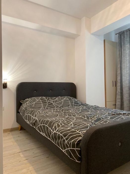 Proprietar inchiriez apartament in zona centrala