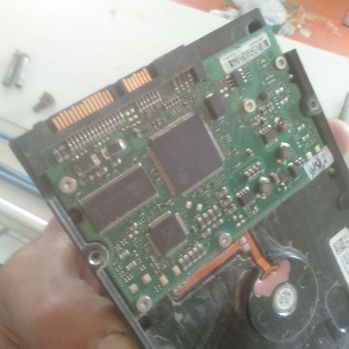 Комлектущий компютеру