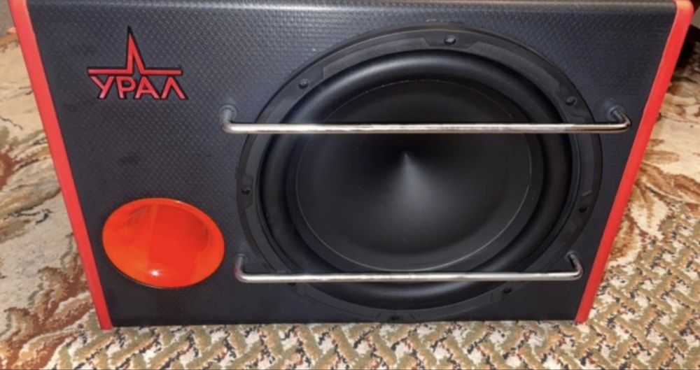 Продам сабвуфер УРАЛ УРАГАН ас-у12а