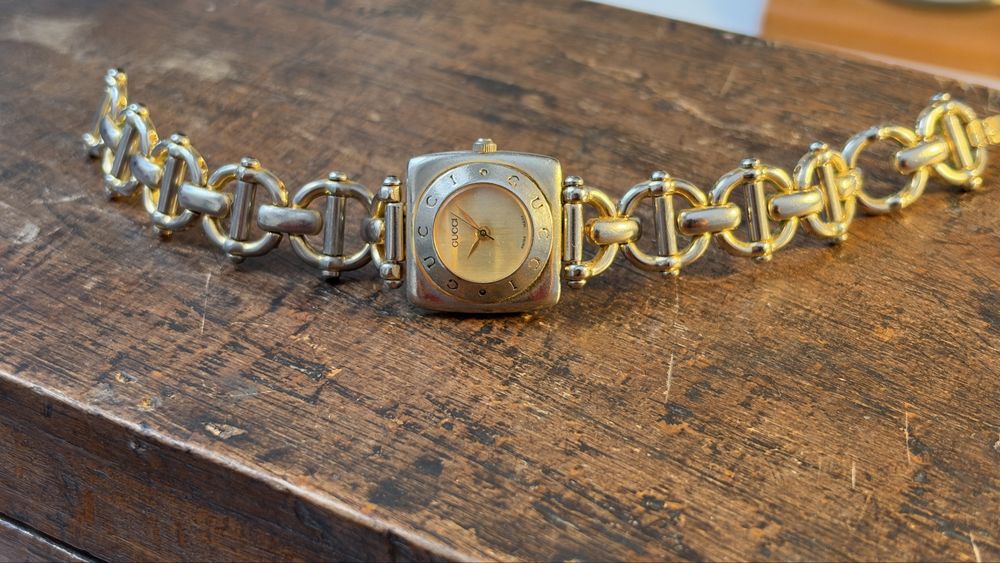 Gucci watch quartz dama ceas