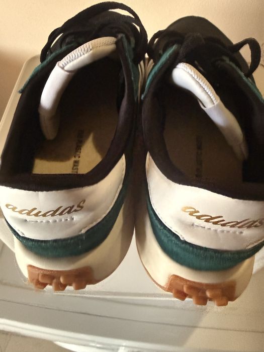 Adidasi Adidas nr 40.5