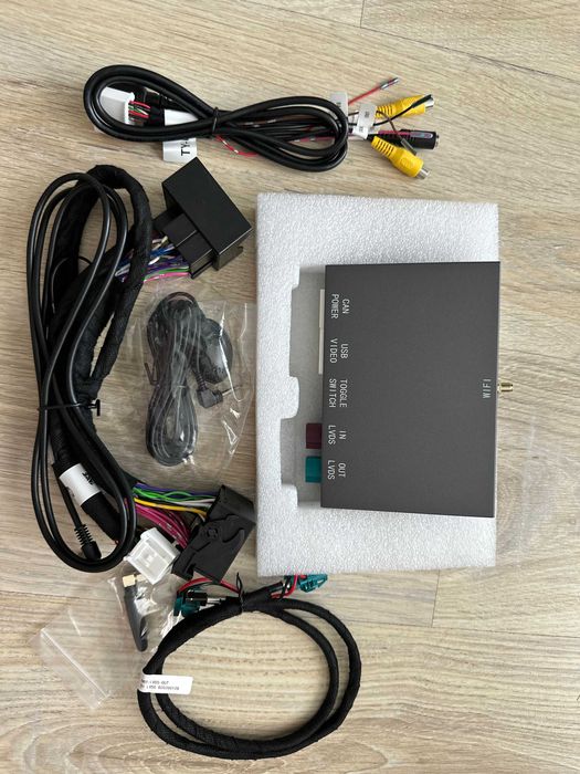 Modul CarPlay Wireless & Android Auto | BMW CIC E60 E61 E90 E91 F30 F31 F10 F11 F06 F01 F02 F25 E84 E83 E70 E71 E81 E87 Seria 1 3 5 6 7 X1 X3 X5 X6