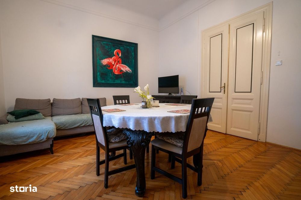 Apartament central de vânzare – la curte comună - Oradea — fotografia 3