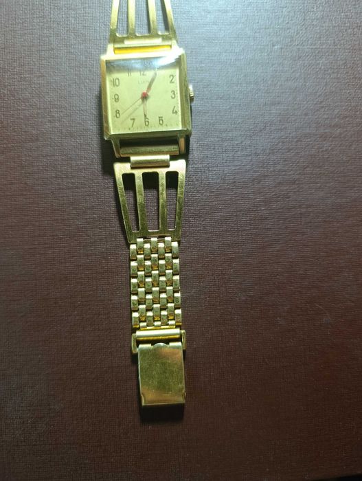 Позолоченные  часы луч ссср