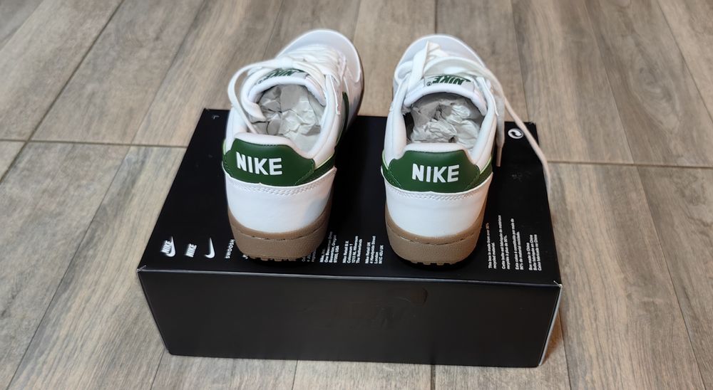 Adidași femei dama Nike Field General noi in cutie marimea 37.5