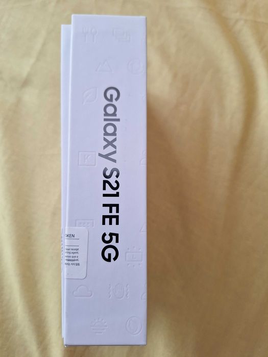 Telefon Samsung Galaxy model  S21 FE