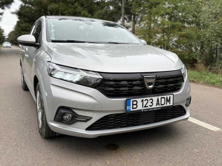 Vând Dacia Logan 2021