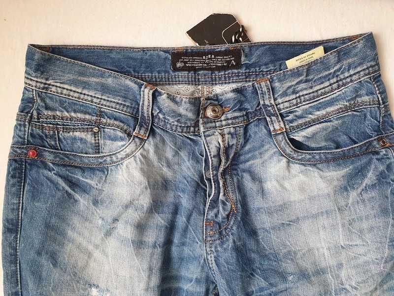 Blugi Azra,marimea 32,noi cu eticheta