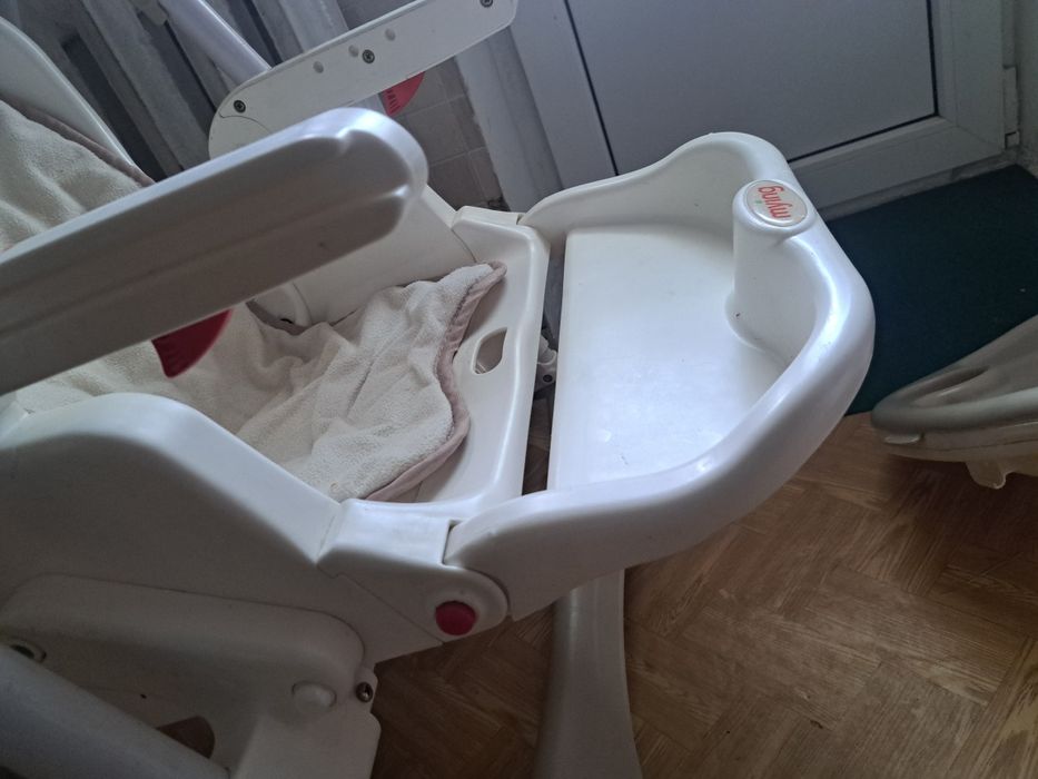 Стол для кормления