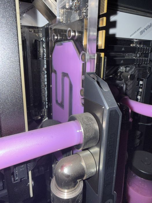 Inno3D Gtx 1080TI Herkulez+ EKWB воден блок