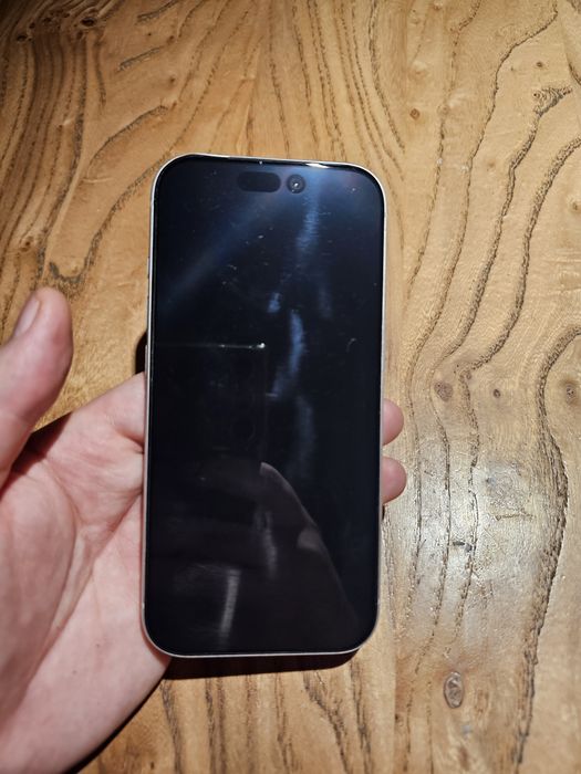 Продам Iphone 17 pro