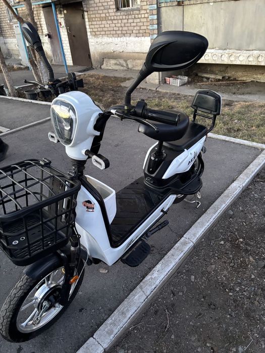 Продам электроскутер.