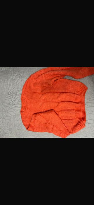 Продам кофту теплая