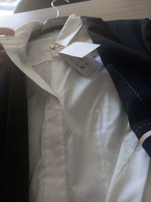 Costum dama Hugo Boss