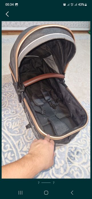 Дет коляска в отличном состояние