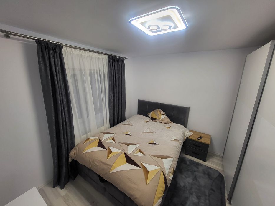 Vând apartament 3 camere!