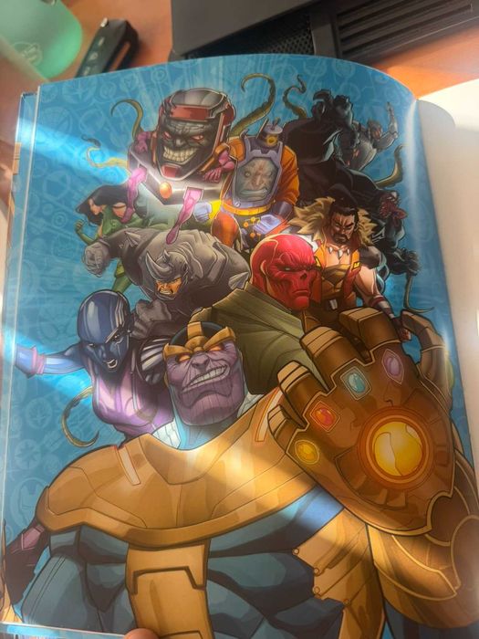 Детска книжка MARVEL