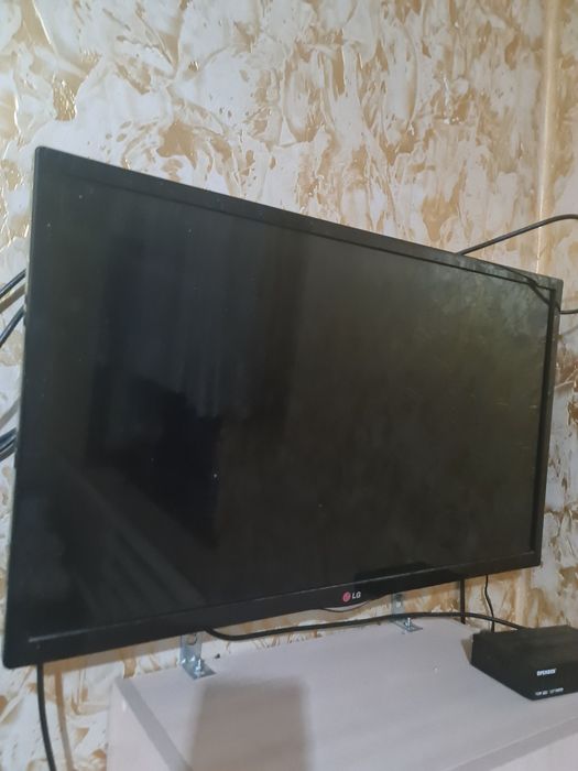 Продам телевизор Lg
