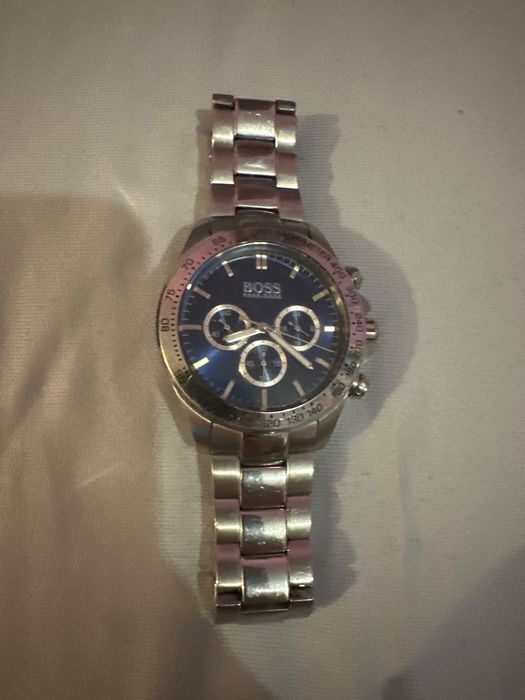 Часовник Hugo Boss