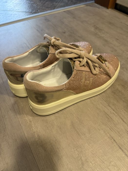 Розови маратонки ,,Liu Jo”