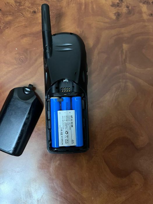 Продам ретро-телефон моторолла