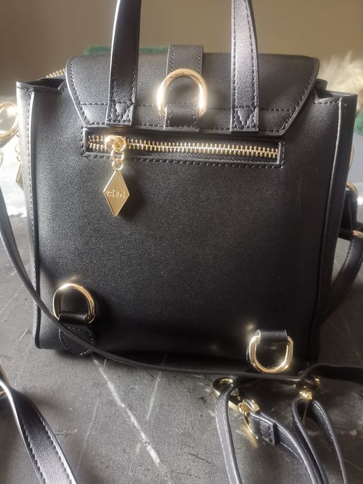 Дамска раничка - чанта