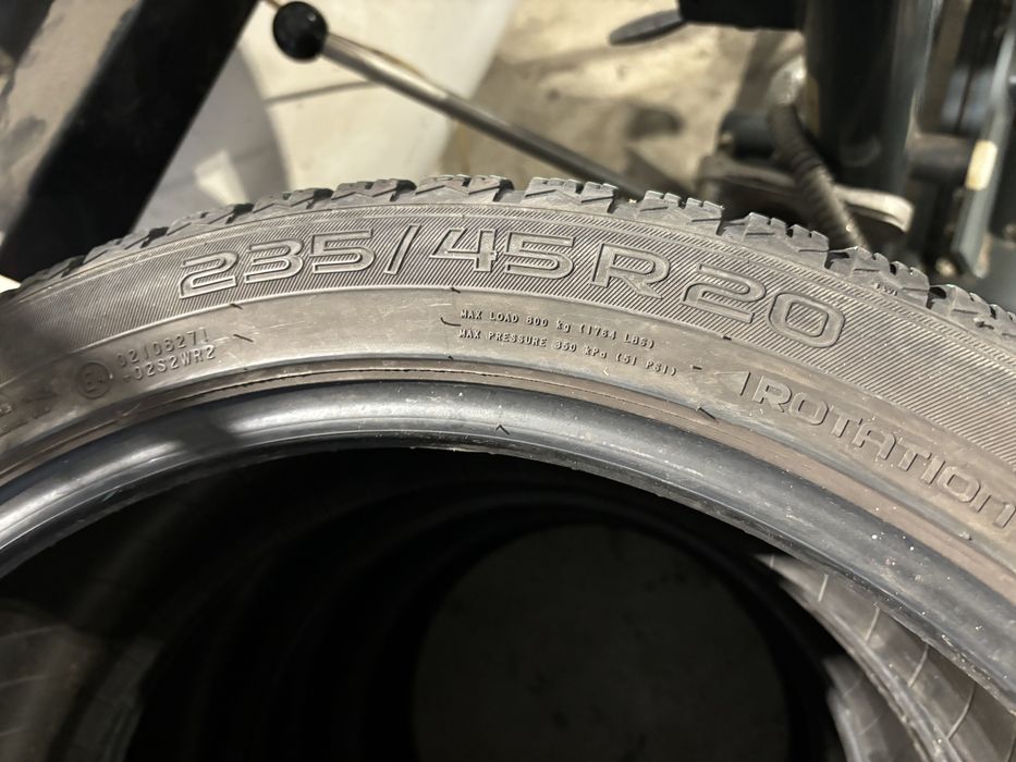 Anvelope iarna 235/45/20 Nokian M+S 2020