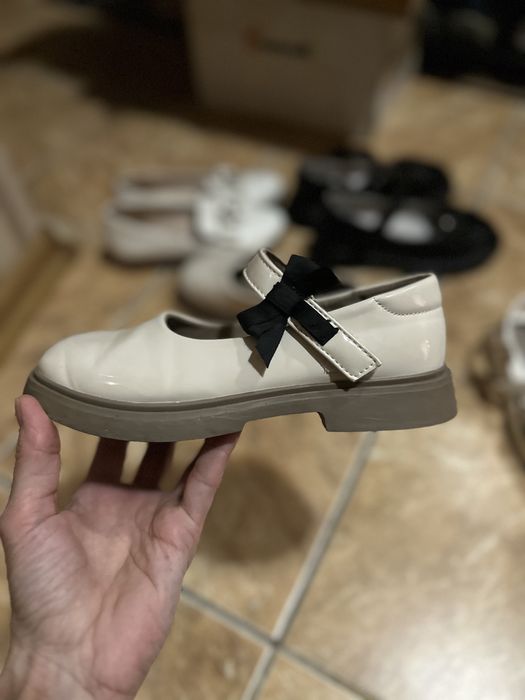 Обувь для девочек, в школу или на мероприятия