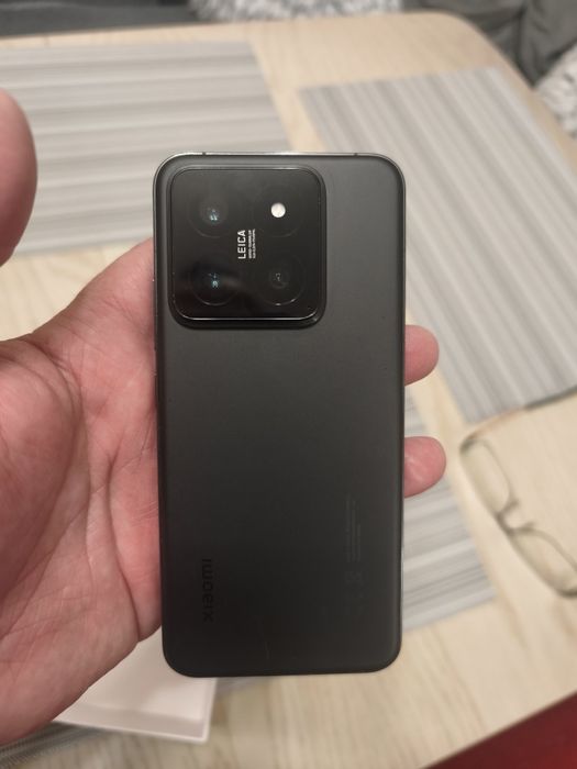 Продавам xiaomi 14