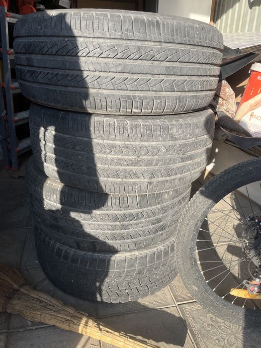 235/55/18 шины от лексус RX350 в хорошем состоянии, летние.