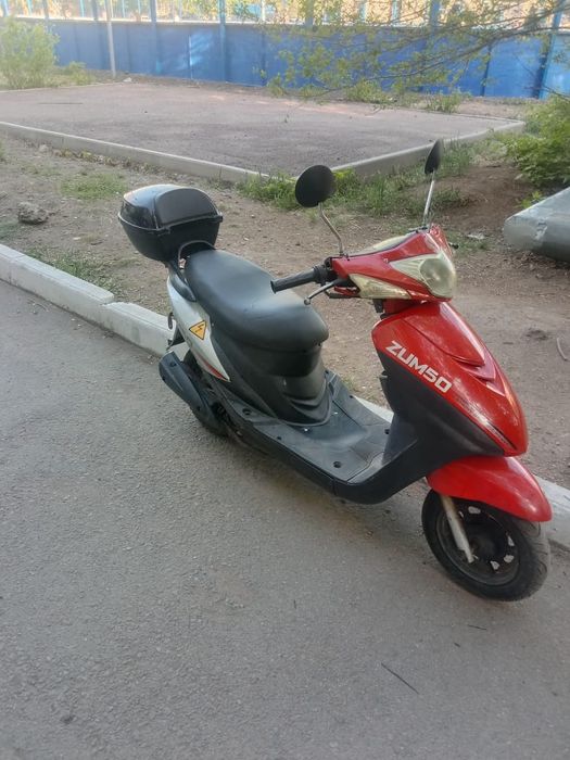 Продам скутер ZUM 50