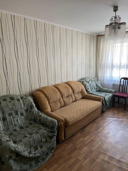 Диван и два кресла