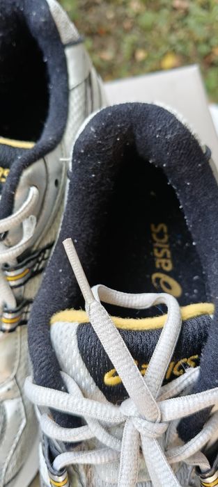 : Adidași ASICS Bărbați Mărimea 44 - Stare Impecabilă (Ca Noi)