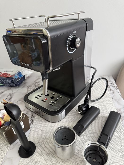 Aparat cafea macinata /capsule
