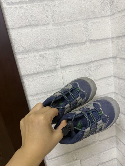 Кроссовки детские на мальчика