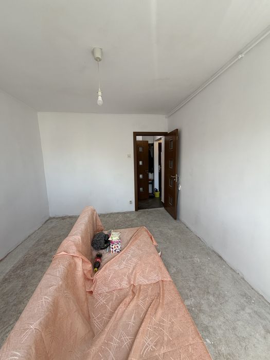 Vanzare Garsoniera zona Giurgiului Luica