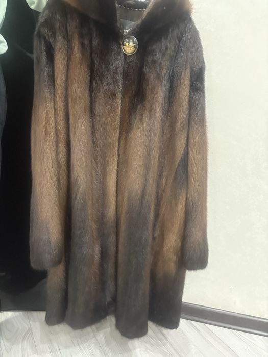 Продам норковые шубы