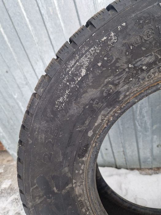 Продам шины 4шт в отличном состоянии