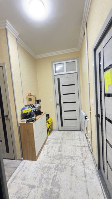 Chilonzor oq tepada kvartira sotuvda