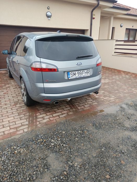 Ford S max facelift 2010