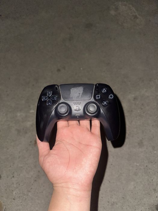 PS 5 jostik xolati yaxshi kamchiliklari yoq narxiga arziydi