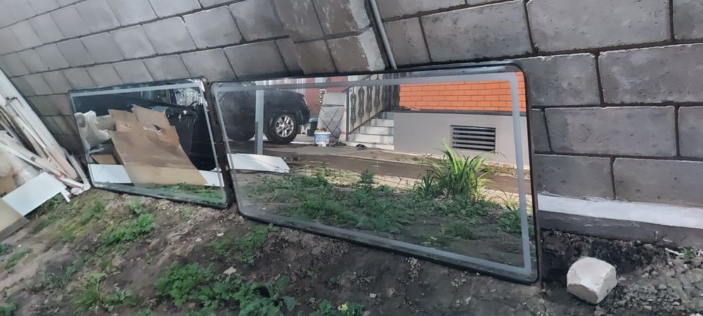 Продам зеркало .3 шт