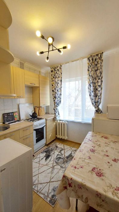 2 ком/Драмтеатр/Сутки