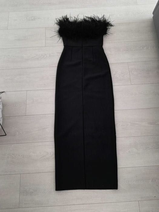 Rochie neagra de seara cu puf