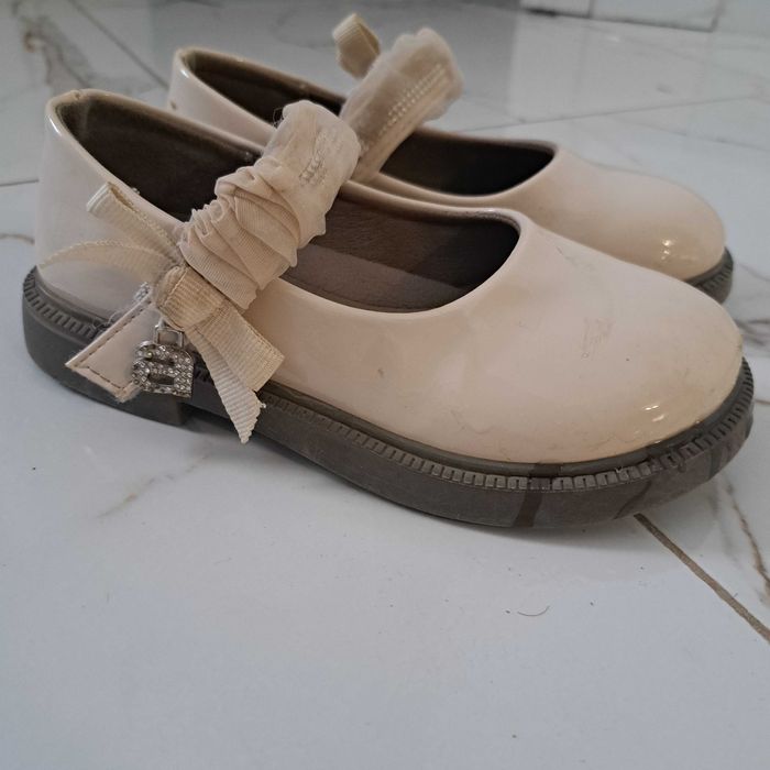 Детски обувки за момиче