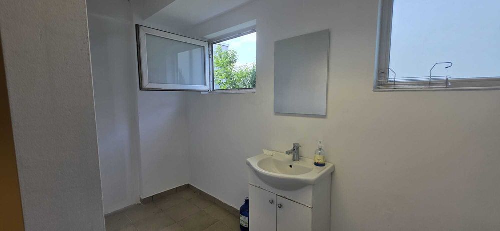 inchiriez spatiu depozitare 100mp str oxigenului/drumul intre tarlale