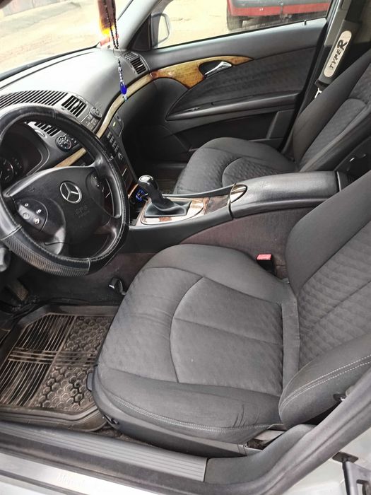 Mercedes E270cdi