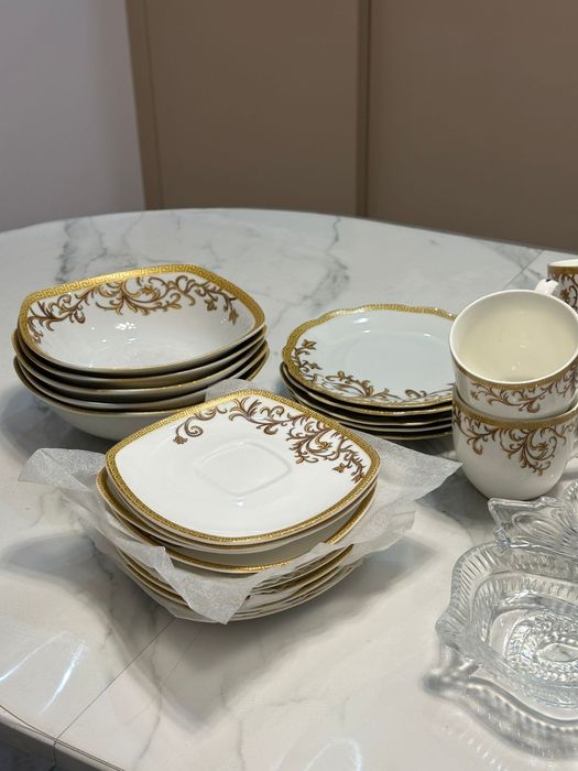 Сервиз столовый,набор посуды