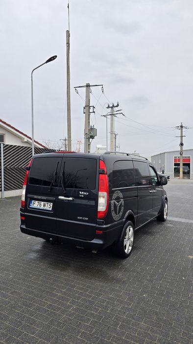 Mercedes Vito 120   3.0 v6 205 cp  autoutilitara  5 locuri