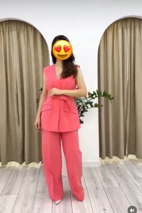 Костюм с брюкой новый